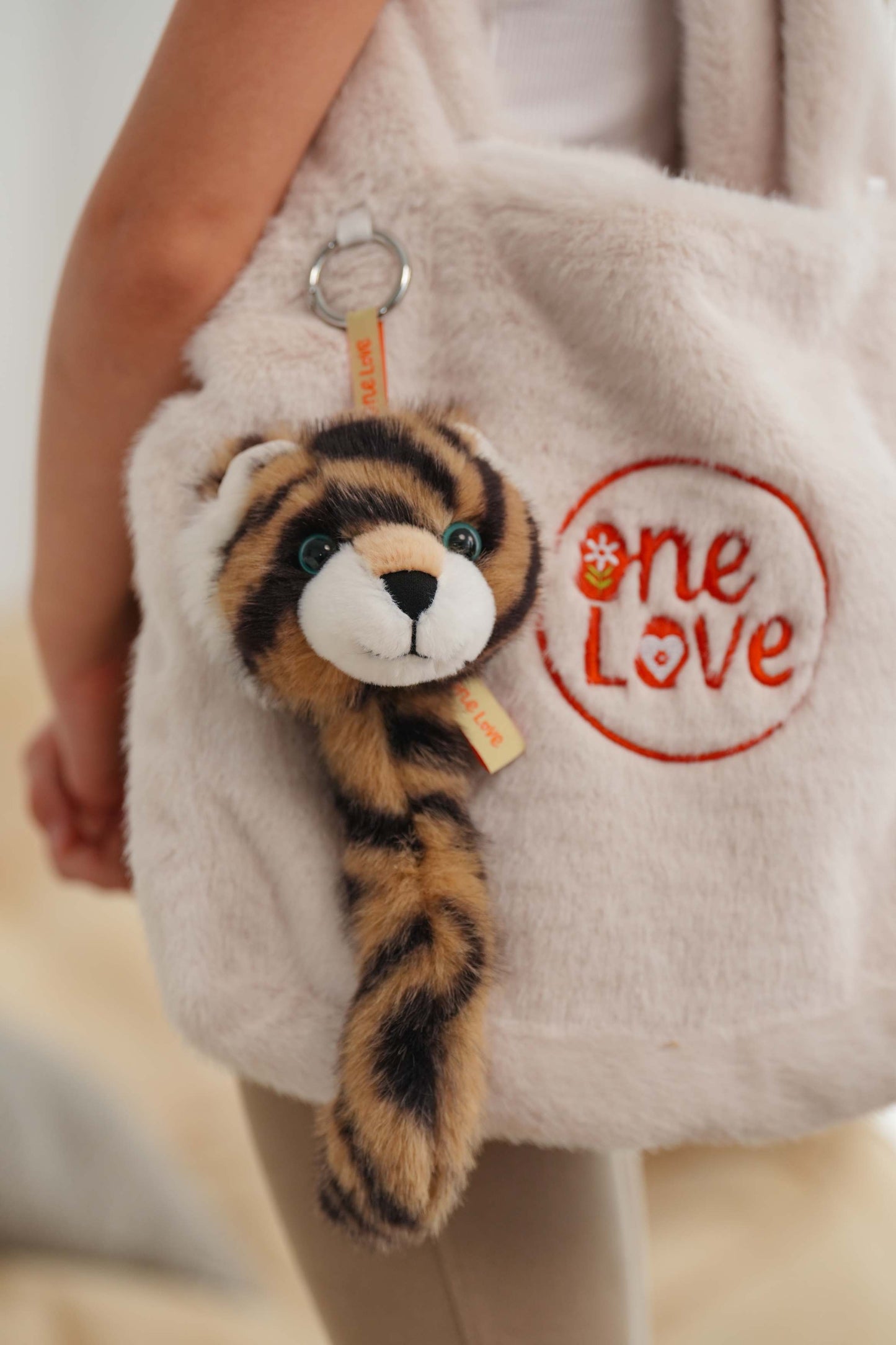 One Love Zenda Bag Charm Tiger - 9cm
